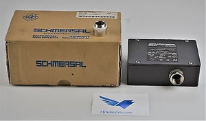 Switch 1027150000 - STVNS-110 - AZM415-22ZPKA 110VAC   -  SCHMERSAL AZM Switch
