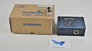 Switch 1027150000 - STVNS-110 - AZM415-22ZPKA 110VAC   -  SCHMERSAL AZM Switch