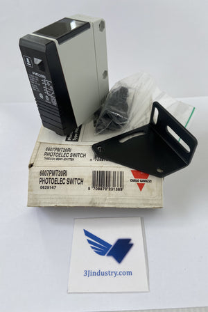 PMT20Rl -  TROUGHT BEAM EMITTER - 12-240VDC - 24-240VAC - 50/60HZ - MAX 2,5A  -  CARLO GAVAZZI  PMT PHOTOLINE RECEIVER