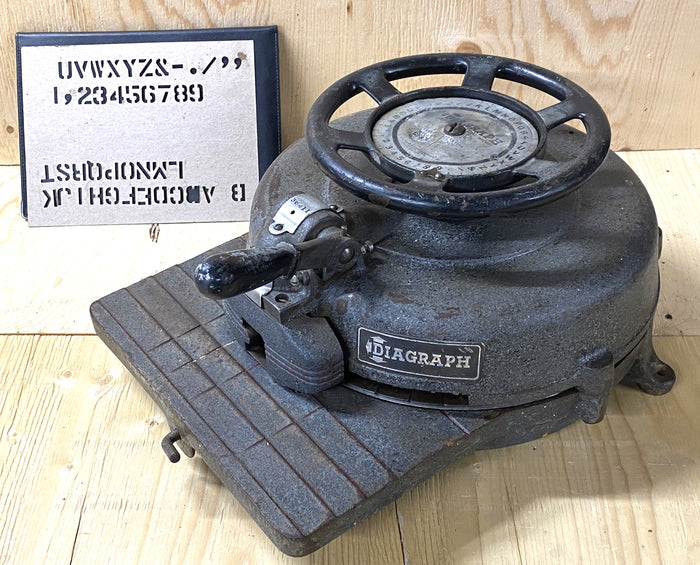 Diagraph 7/8   -  DIAGRAPH STENCIL CUTTING MACHINE GG-S-747