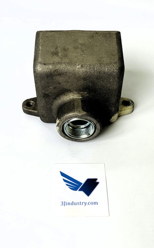 ARE33  -  EATON CORPORATION CROUSE HINDS ARE BACK BOX RECEPTACLE