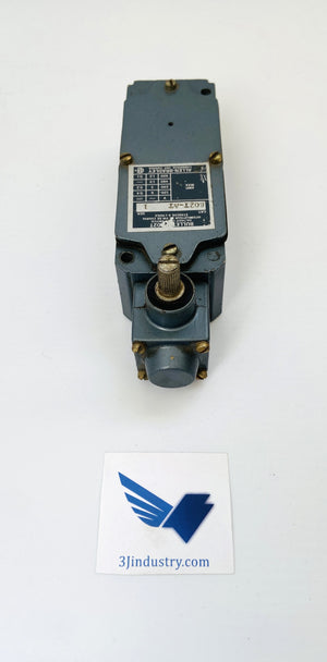 802T-AT  -  ALLEN BRADLEY 802TAT LIMIT SWITCH