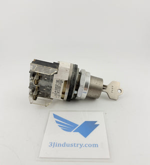 800T-NX13KT  -  Allen-Bradley Industrial Control Selector Switch 800TNX13KT