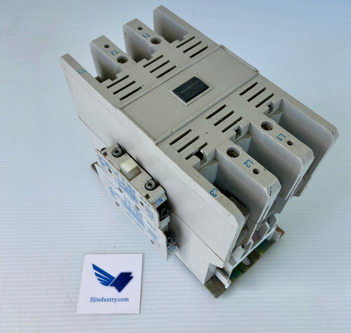 Cutler Hammer -  CE15NN3 - 10E - Serie 1 - 140A - 600V - Motor Contactor - With auxiliary contact C320KGS32 - 120V60HZ - 110V50HZ  -  Cutler Hammer CE15NN3 Motor Contactor