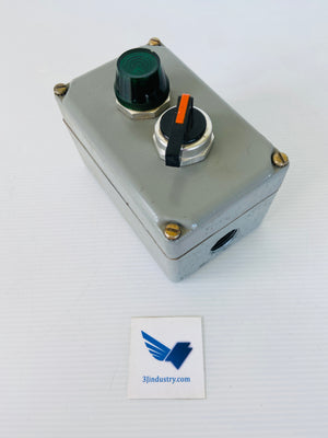 9001 TYPE KY-2 SER A K 70210-500-02 600V  -  SQUARE D  9001KY2 PUSH BUTTON ENCLOSURE
