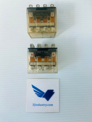 LOT OF 2 - LY4 100/110VAC - 10A  -  OMRON LY4100110VAC RELAY