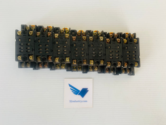 LOT OF 7 PTF08A - 8 PIN - 15A - 240VAC  -  OMRON PTF08A RELAY SOCKET