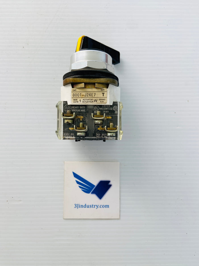 800T-J2KE7 - 800T-XA - 600VAC - 3 POSITION  -  ALLEN-BRADLEY 800TJ2KE7 SELECTOR SWITCH