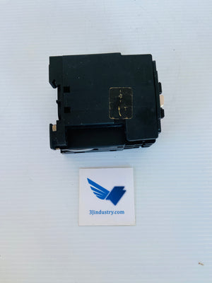 EH6C-31E - 6A @ 380 / 415 VAC - 4 POLE COIL 110/120V 50/60HZ  -  ASEA BROWN BOVERI EH6C31E CONTACTOR