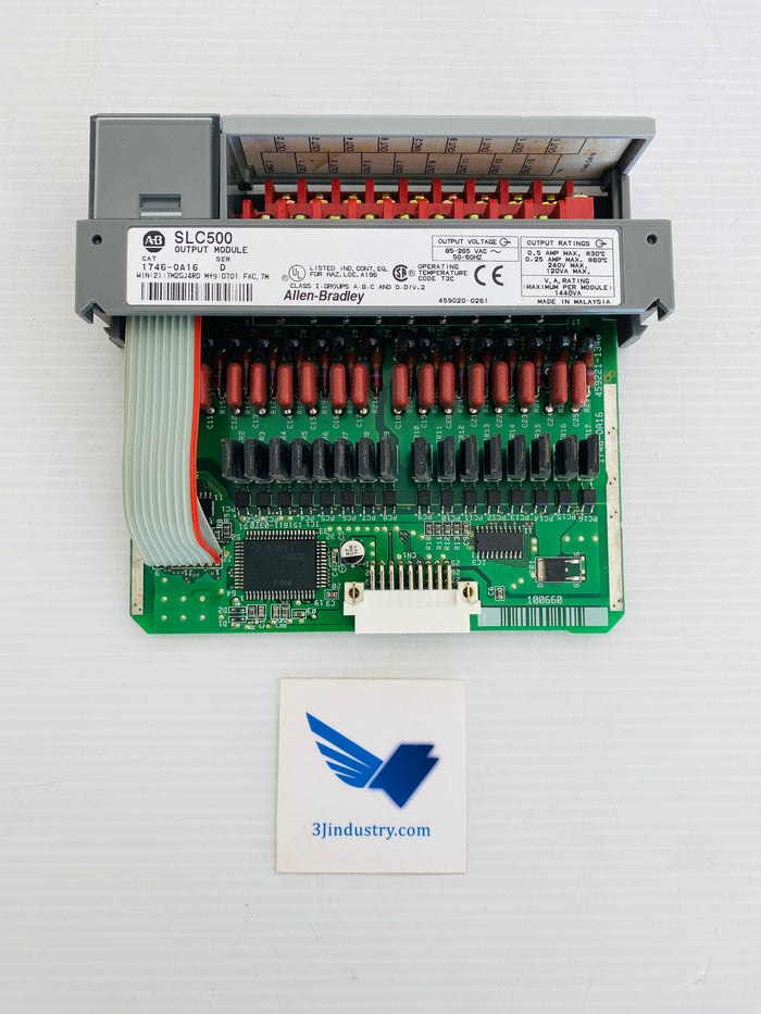 1746-OA16 - 1746OA16 - SLC500 - 85-255VAC - 50/60HZ - OUTPUT PLC - 16 OUTPUTS   -  Allen-Bradley 1746OA16 I/O MODULE