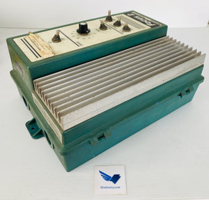 PN2450-8000 - 1/4 - 1HP (115VAC) - 1/2-2HP (230VAC) - 50/60HZ 14A INPUT  -   BROKEN LATCH  - EMERSON FOCUS 2 DRIVE