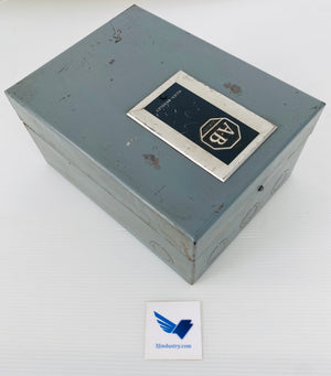 BULLETIN 702L-BAA92  -  ALLEN-BRADLEY 702LBAA2 LIGHTING CONTACTOR ENCLOSURE