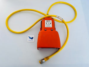 532-SWH - 20A - 125/250VAC - 1HP WITH RYM 56-2M  -  LINEMASTER 532SWH FOOT SWITCH