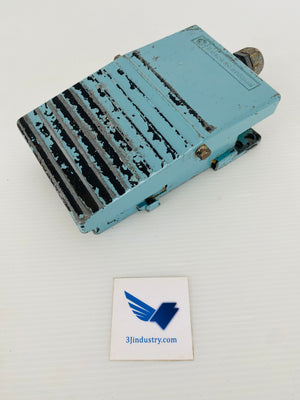 XPE-M - 10A - 500V - IEC 337  -  TELEMECANIQUE XPEM FOOT SWITCH