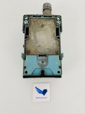 XPE-M - 10A - 500V - IEC 337  -  TELEMECANIQUE XPEM FOOT SWITCH