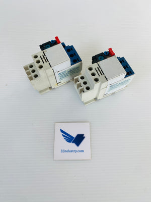 LOT OF 2 - LR3-E005 - WITH BASE  - 660VAC - 10A  -  TELEMECANIQUE  LR3E005 THERMAL OVERLOAD RELAY