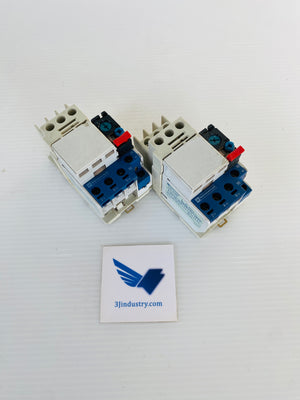 LOT OF 2 - LR3-E005 - WITH BASE  - 660VAC - 10A  -  TELEMECANIQUE  LR3E005 THERMAL OVERLOAD RELAY
