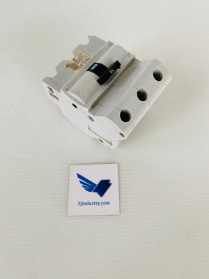 NB3P15 - LR12188 - 3 POLE- 15A - 240V  -  FEDERAL PIONEER   CIRCUIT BREAKER