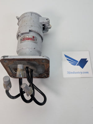 CES4234 - Crouse Hinds Receptacle Delayed action circuit breaking