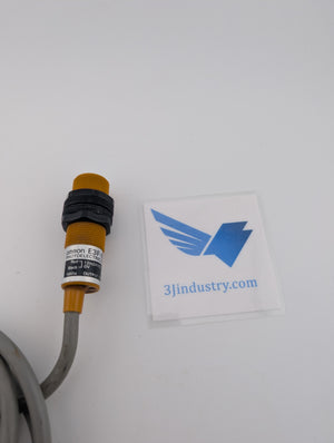 E3F-R2C4 - Omron Sensor Photoelectric switch E3FR2C4