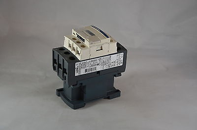 LC1D25 - LC1 D25 M7 - LC1D25M7  Coil 220V 50/60HZ  -  Telemecanique  CONTACTOR