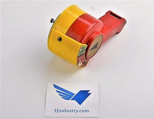 RH10-NA Klockner Moeller RH10 NA is an handle for nzm10 nzm11 series breaker