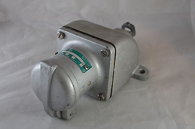 ADR-3034   -  Appleton   -  Pin & Sleeve Receptacle