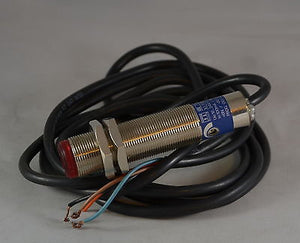 XU9M18PP340  -  Telemecanique   -  Photoelectric Sensor