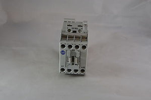 700-CF400  -  Allen Bradley   -  Control Relays