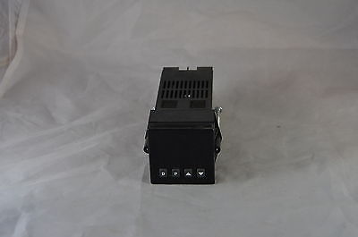 T4811100  -  Red Lion  -  Temperature Controller  T48 11 100