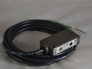 ML40-8H-150-65 Visolux Sensors ML40 8H Background Suppression Sensor 10-150mm24V