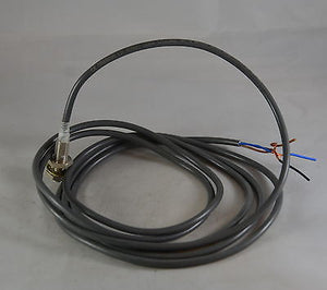 E2E-X1R5E1  -  Omron  -  Cylindrical Proximity Sensor