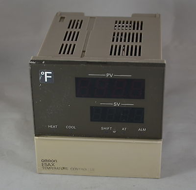 E5AX AC100-240   -  Omron   -  Temperature Digital Controller  E5AX-100 to 240 V