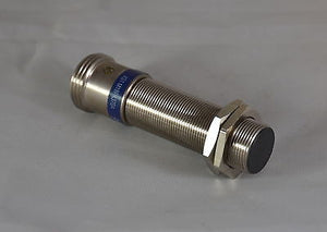 XS1M18PA370A  -  Telemecanique   -  Proximity Switch