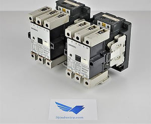 Reversing Contactor - 3TF46  22-0A K6 - Coil 110/120VAC 3TX7 466-1A  -  SIEMENS