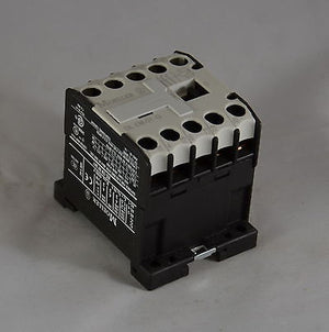 DILEM-01-G  24VDC  -  Moeller  -  DC Operated Contactor