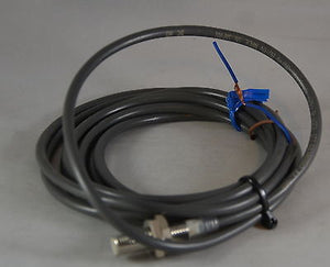 E2E-X2D1-N  -  Omron  -  Inductive Proximity Sensor