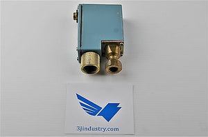 XMJ-A0037  -  Telemecanique XMJ Switch