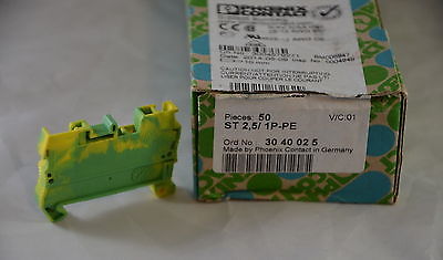 Lot of 27 - 3040025  -  Phoenix Contact  -  Ground Modular Terminal Block