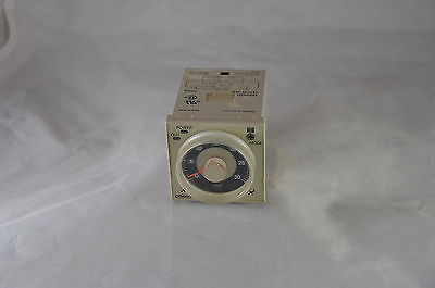H3CR-A8  -  Omron  -  H3CR-A8 - Solid-State Timer  8Pin - 100-240VAC 50/60HZ  CO