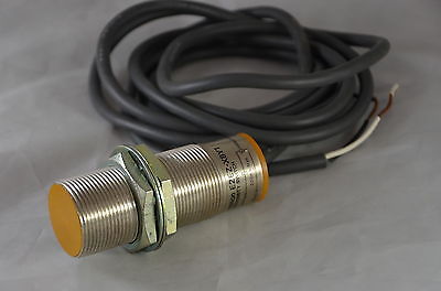 E2EZX8Y15M  -  Omron  -  Inductive Proximity Sensor