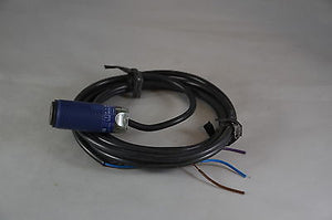 XUB2AKSNL2T  -  Telemecanique   -  Photo-Electric Sensor
