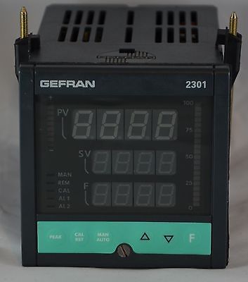 GEFRAN Model 2301 # 2301SI02R1 2301-SI-0-2R-1 Process / Temp Controller 100/240V