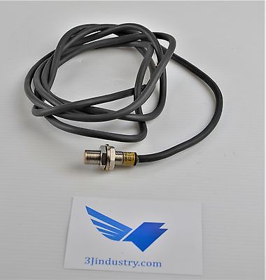 Sensor - E2E-X2Y1  -  OMRON  E2E Sensor