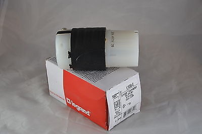 L1630-C  -  Pass & Seymour  -  Locking Connector