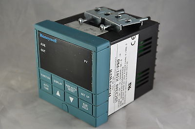 UDC2300 MINI-PRO Honeywell DC230B-C0-0A-10-0000B00-00-00 - DC230 Controller