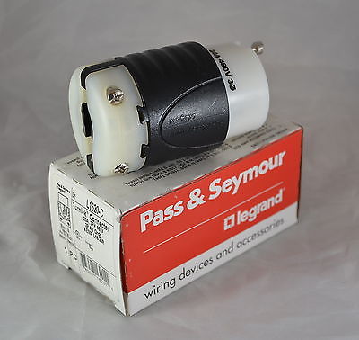 L1620-C   -  Pass & Seymour  -  Locking Connector