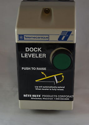 DE1DS513  -  Telemecanique  - STARTER -  Controller