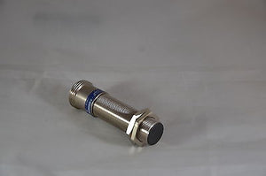 XS1M18PA370A  -  Telemecanique   -  Proximity Switch