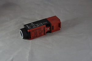 XCSPA593  -  Telemecanique  -  Plastic Safety Switch